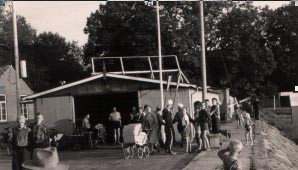 gl. bådehus/klubhus ved havnen